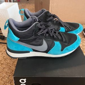 Nike Internationalist Mid Men's Shoes Black/Cool Grey-Dusty Cactus-Anthracite